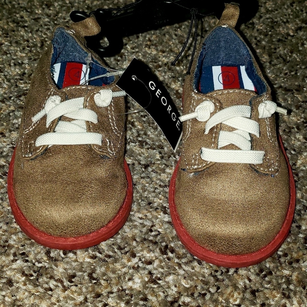 George infant size 4 casual shoes